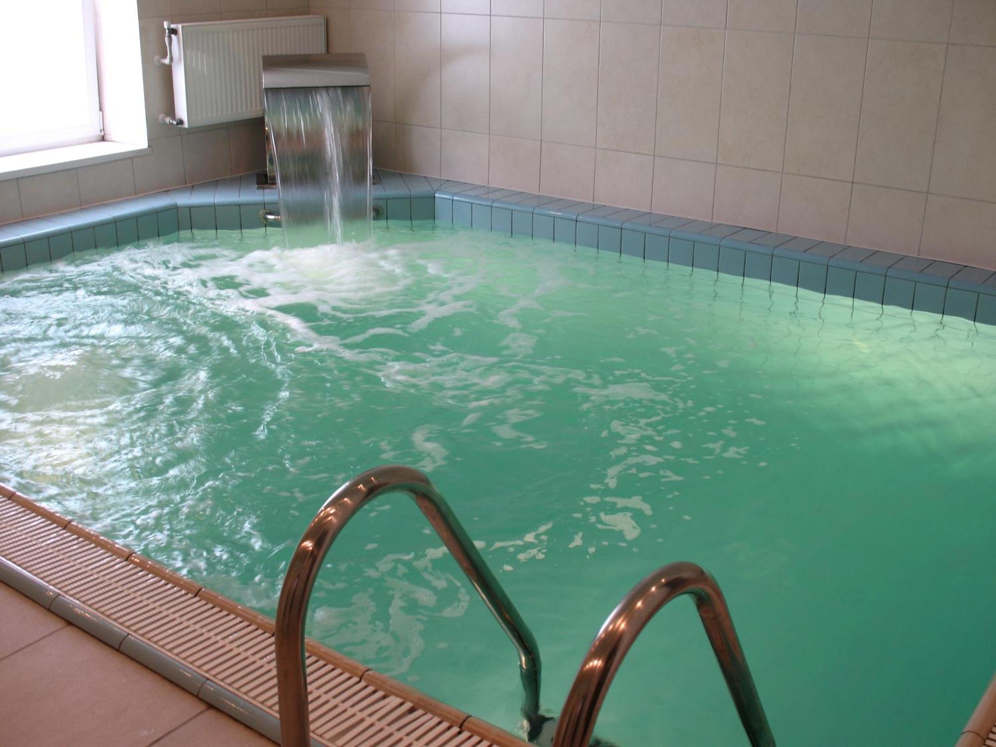 Optima Deluxe Kryvyi Rih Hotell Exteriör bild