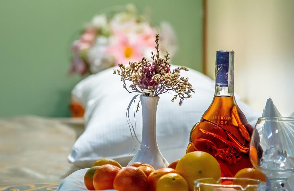 Optima Deluxe Kryvyi Rih Hotell Exteriör bild